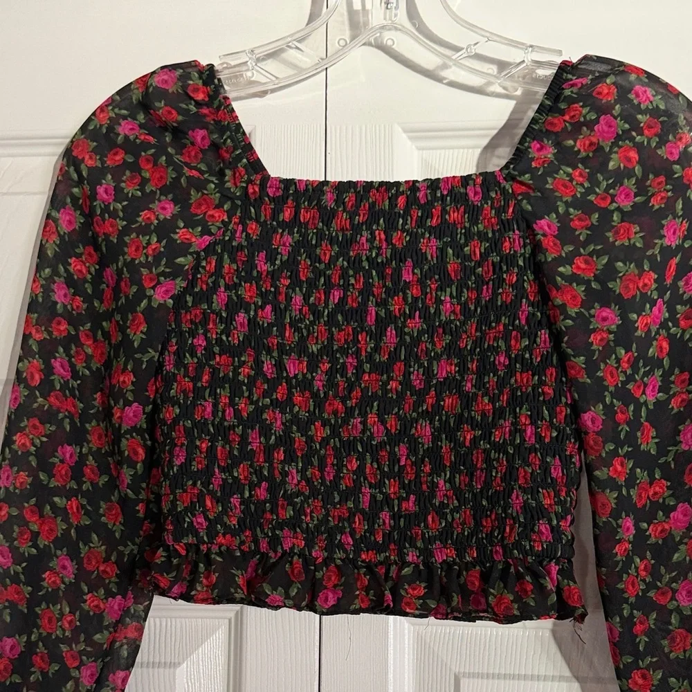 Art Class Girls' M (8) Black & Red Rose Print Smocked Sheer Sleeve Chiffon Top